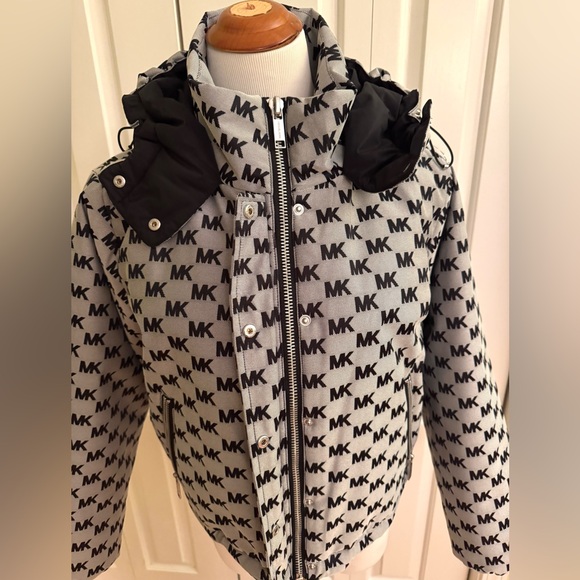 MICHAEL KORS Women Gray LogoJacquard Hooded Puffer Jacket XS NWT $395 - Picture 6 of 13